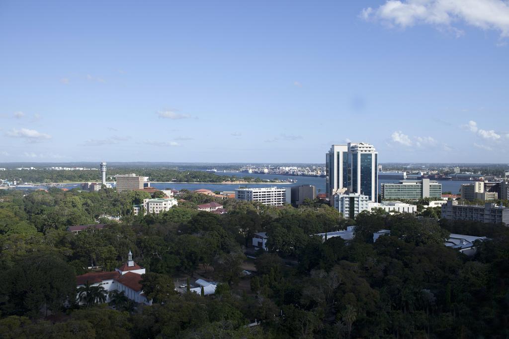 Southern Sun Dar Es Salaam Buitenkant foto